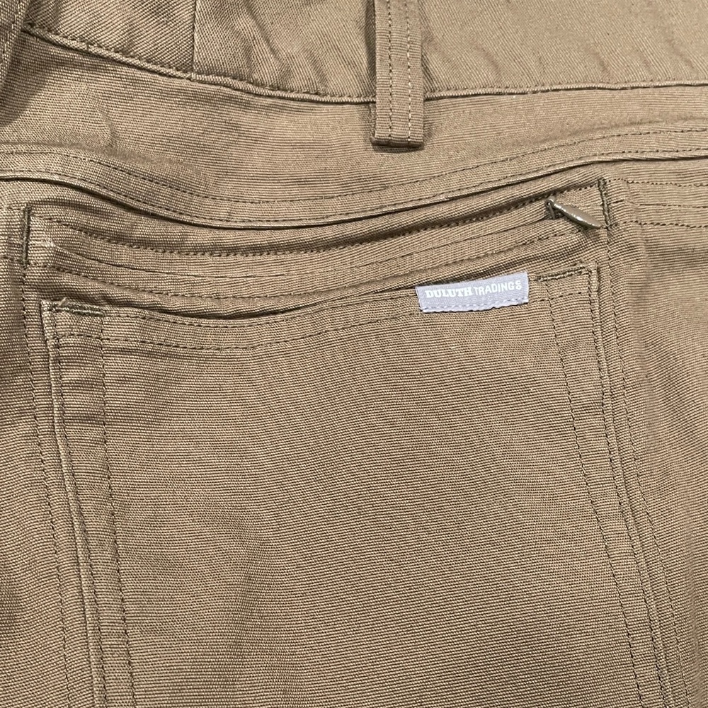 Women's Duluth Trading Co. Brown Curvesetter Waistband Cargo Pants - Picture 7 of 9